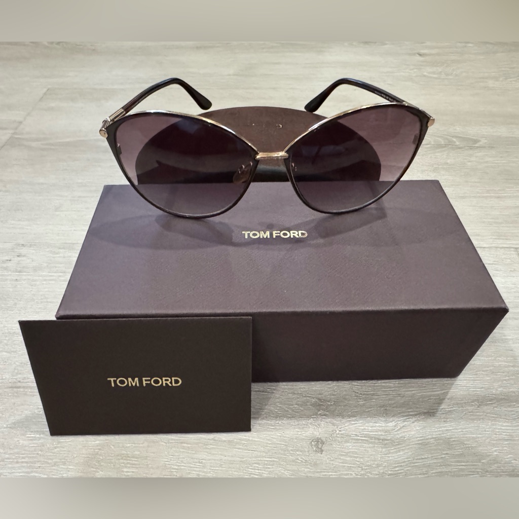 Tom Ford Women’s Penelope Butterfly Shape Brown Gradient Lenses (Retails $617)